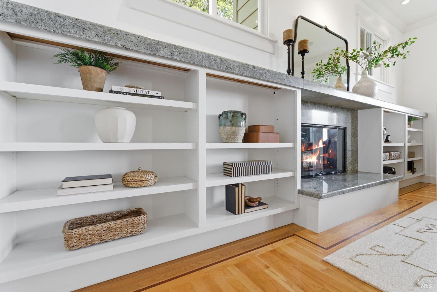 Detail Gallery Image 9 of 58 For 711 Forest Way, Mill Valley,  CA 94941 - 4 Beds | 3/1 Baths