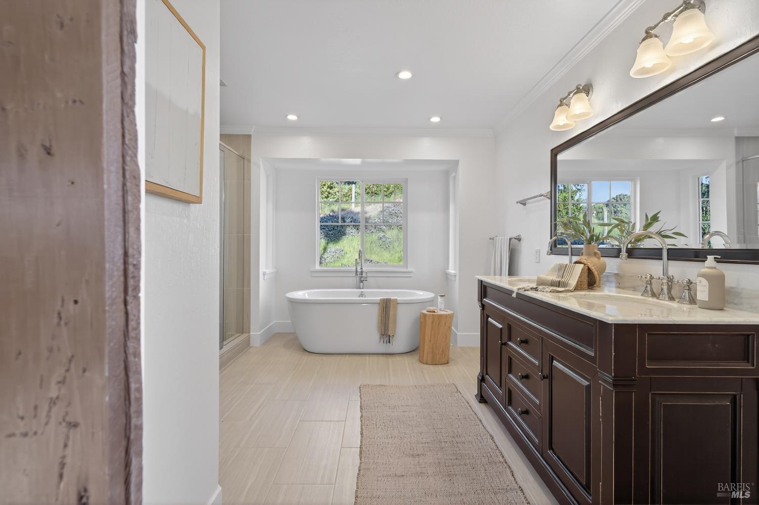 Detail Gallery Image 26 of 53 For 20 Archibald Ln, Novato,  CA 94945 - 4 Beds | 3/1 Baths