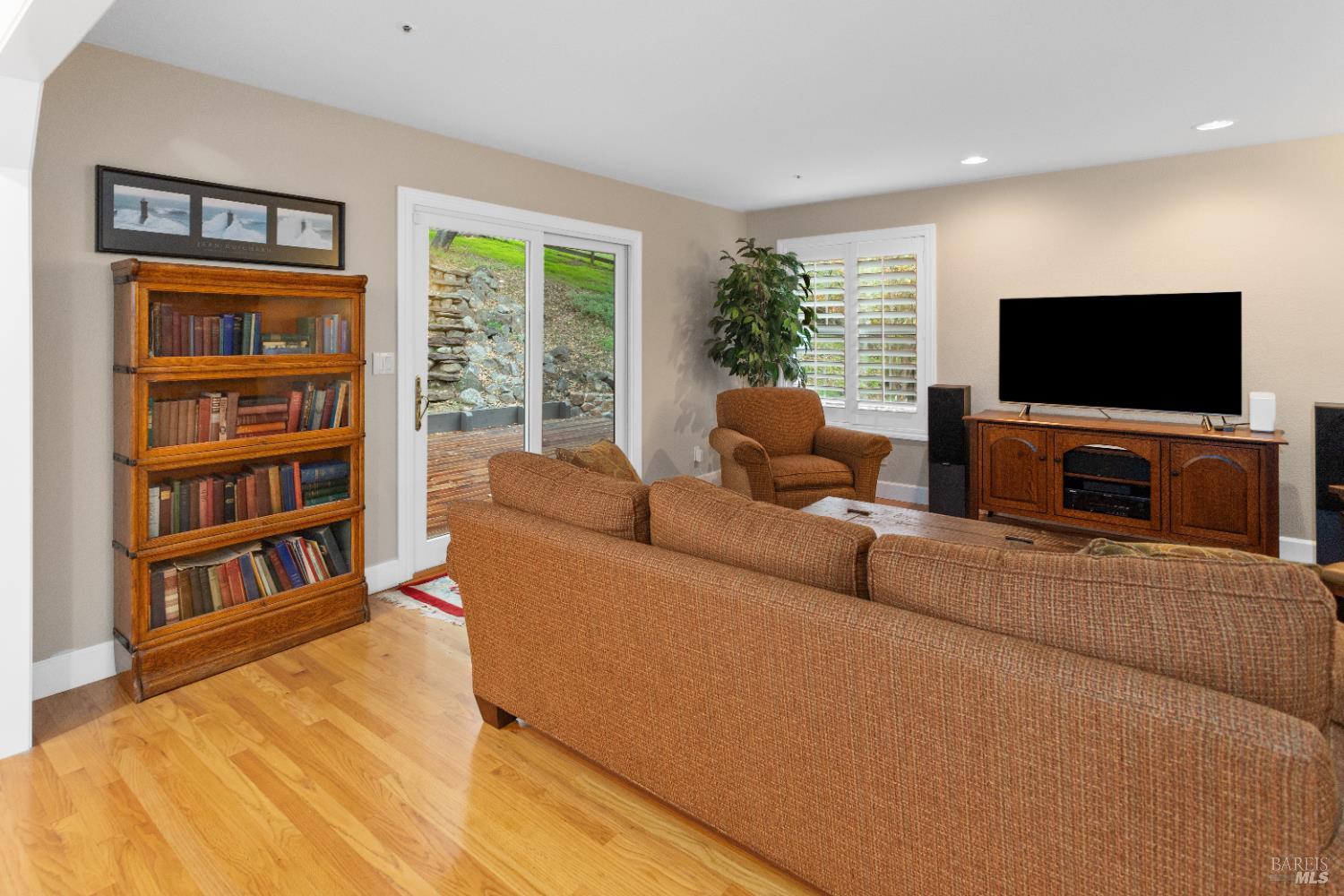 Detail Gallery Image 22 of 50 For 810 Revel Rd, Healdsburg,  CA 95448 - 4 Beds | 3 Baths