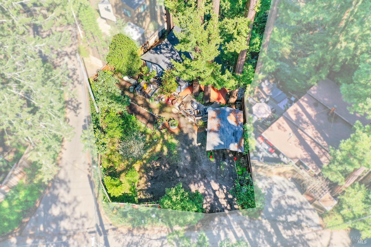 Detail Gallery Image 35 of 42 For 17450 Summit Ave, Guerneville,  CA 95446 - 3 Beds | 2 Baths