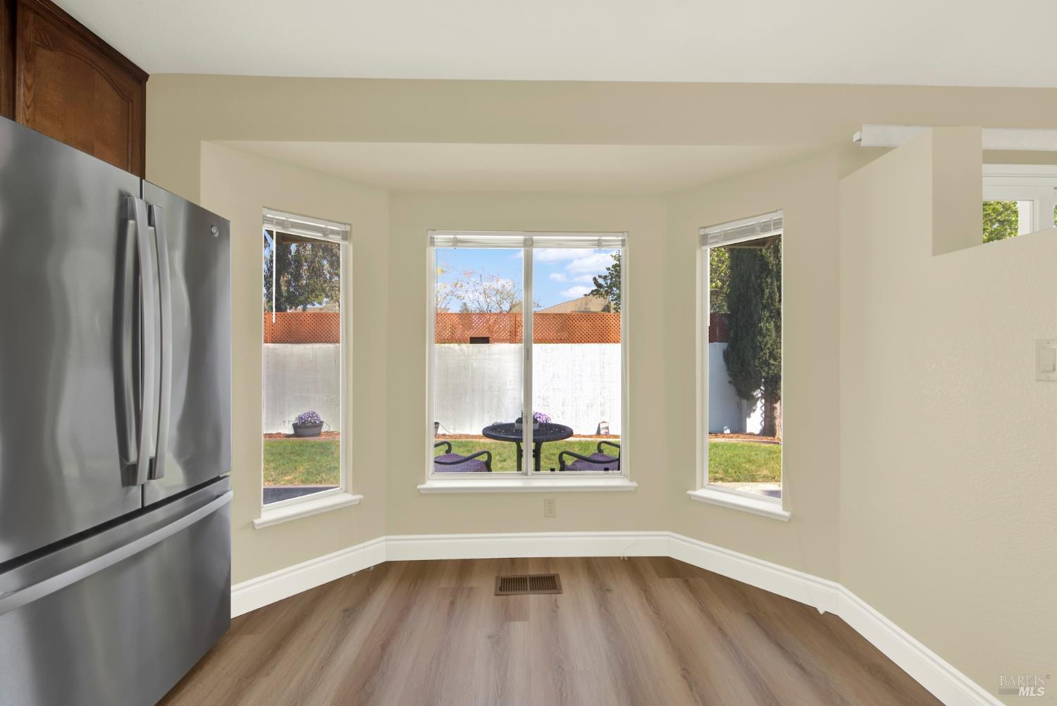 Detail Gallery Image 25 of 50 For 329 Ridgecrest Cir, Suisun City,  CA 94585 - 2 Beds | 2 Baths