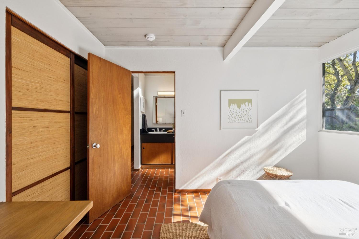 Detail Gallery Image 44 of 58 For 1200 Idylberry Rd, San Rafael,  CA 94903 - 4 Beds | 2 Baths