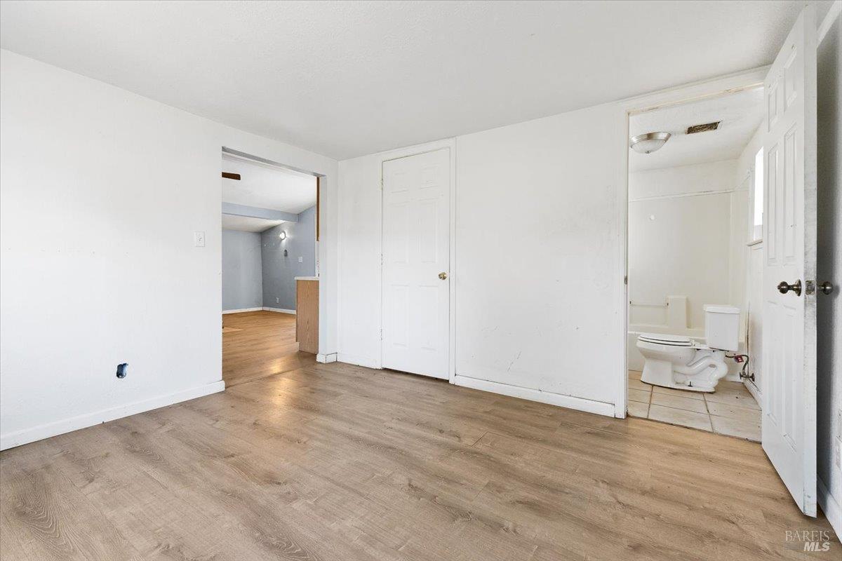 Detail Gallery Image 23 of 43 For 21399 River Ln, Geyserville,  CA 95441 - 2 Beds | 1 Baths