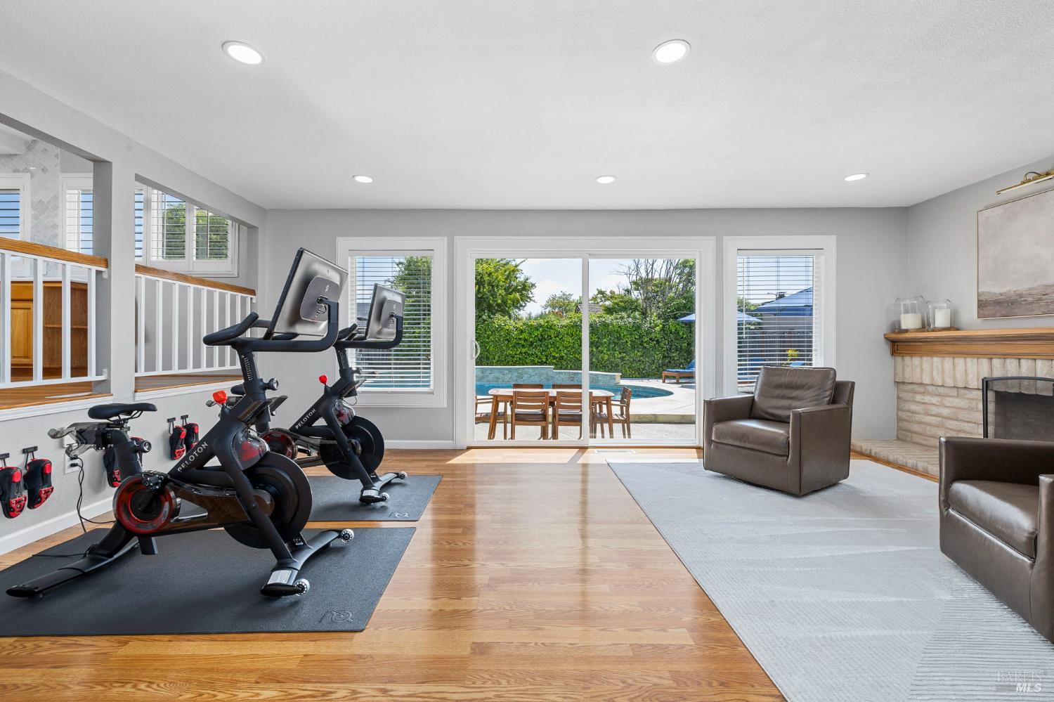 Detail Gallery Image 10 of 41 For 5328 Daniel Dr, Rohnert Park,  CA 94928 - 4 Beds | 3 Baths