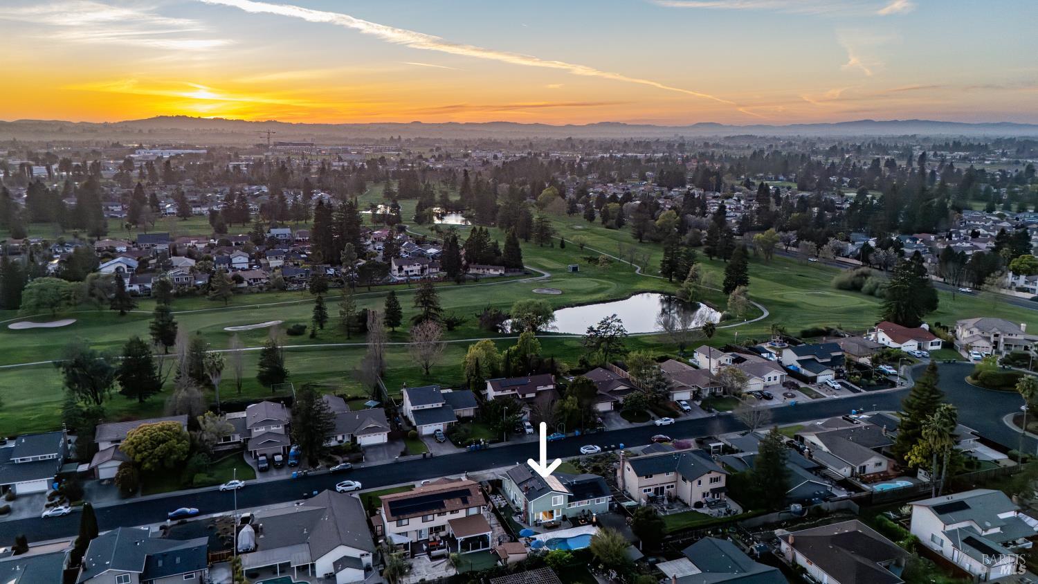 Detail Gallery Image 35 of 41 For 5328 Daniel Dr, Rohnert Park,  CA 94928 - 4 Beds | 3 Baths