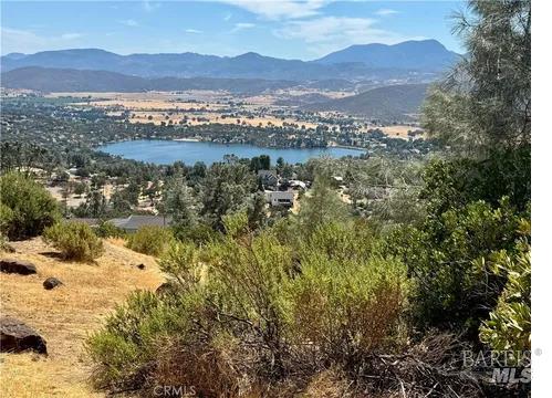 Detail Gallery Image 5 of 7 For 16717 Hawks Hill Rd, Hidden Valley Lake,  CA 95467 - – Beds | – Baths