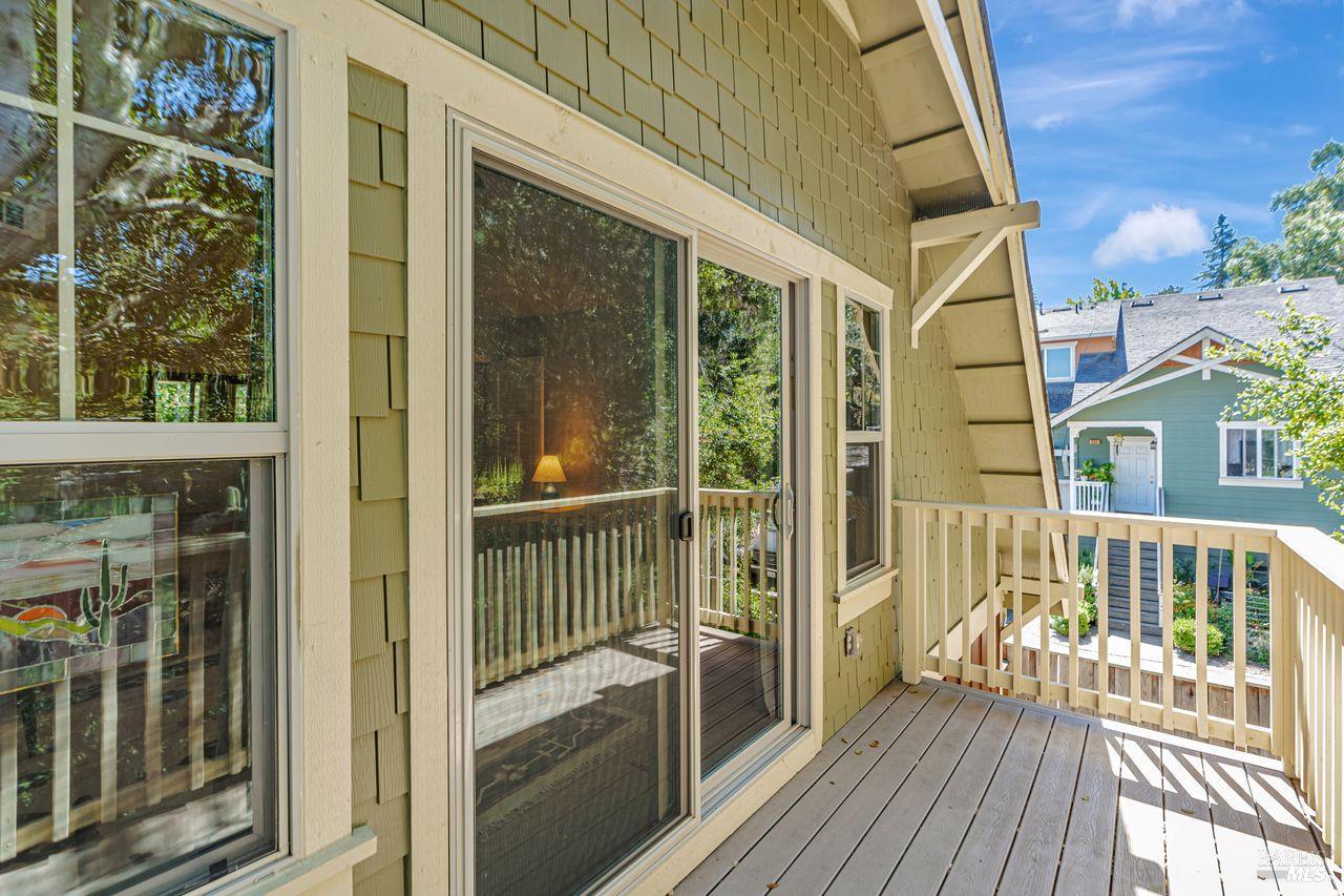 Detail Gallery Image 32 of 59 For 830 Litchfield Ave, Sebastopol,  CA 95472 - 4 Beds | 3 Baths