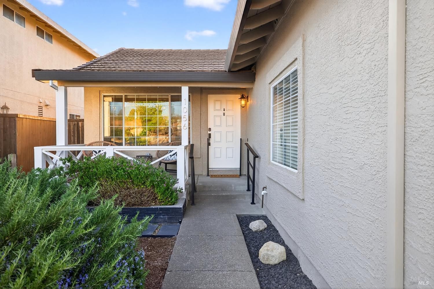 Detail Gallery Image 6 of 48 For 1056 Esparto Ct, Windsor,  CA 95492 - 3 Beds | 2 Baths