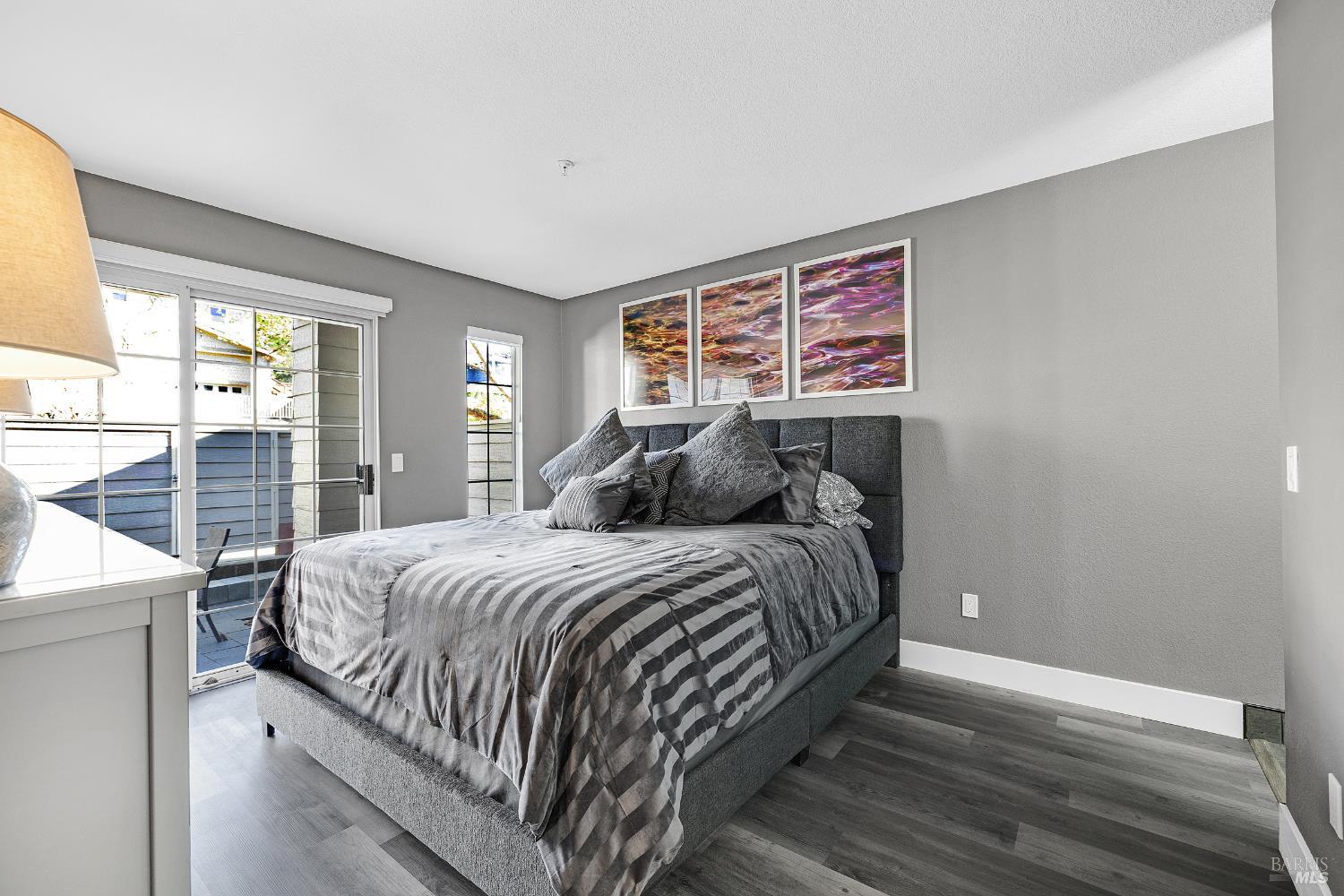 Detail Gallery Image 14 of 30 For 36 Bridle Path Ln, Novato,  CA 94945 - 2 Beds | 2 Baths