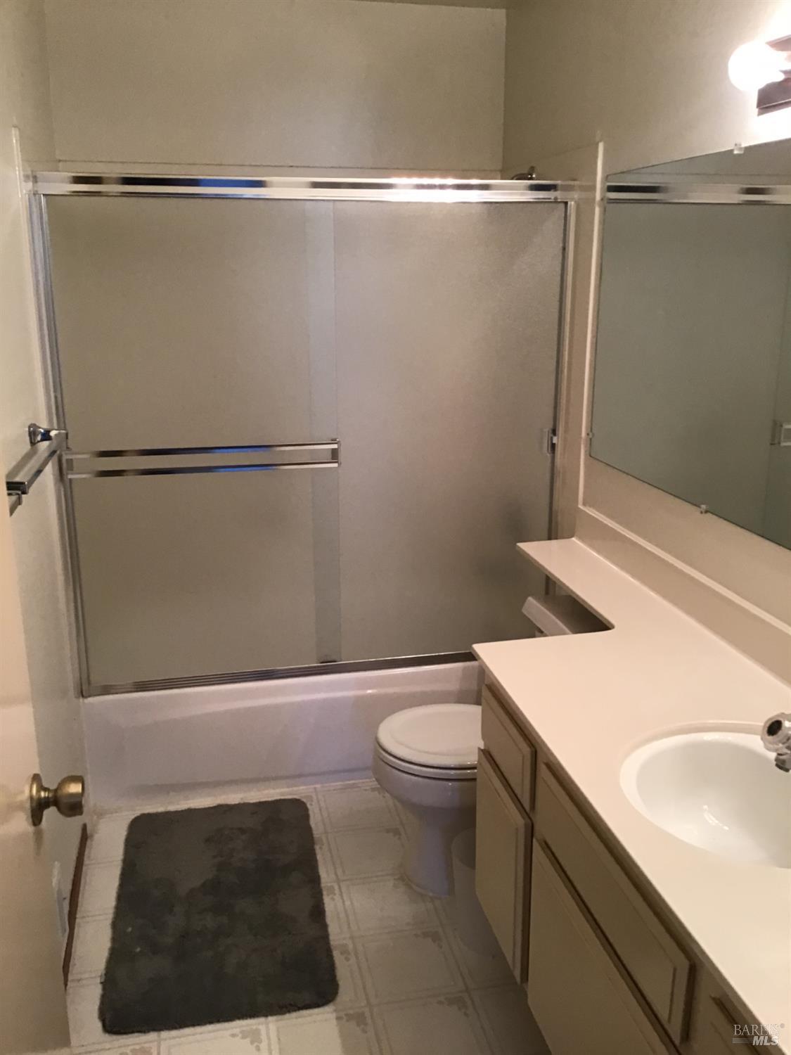 Detail Gallery Image 12 of 15 For 3280 Mustang Cir, Fairfield,  CA 94533 - 4 Beds | 2 Baths