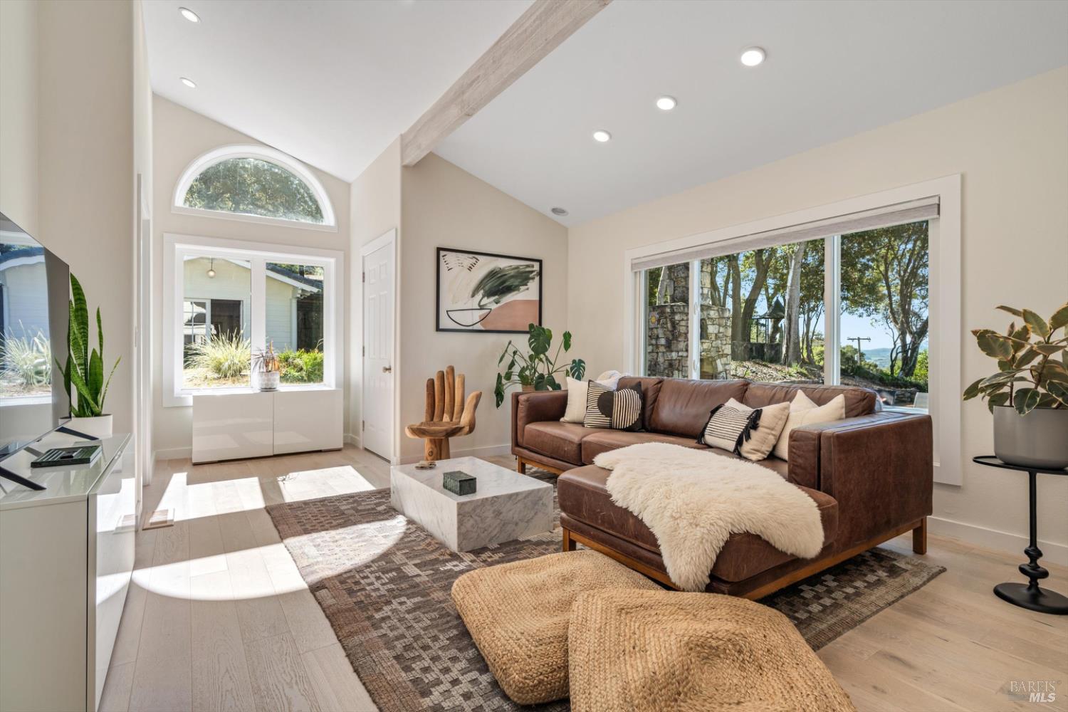 Detail Gallery Image 39 of 70 For 1236 N Fitch Mountain Rd, Healdsburg,  CA 95448 - 3 Beds | 2/1 Baths