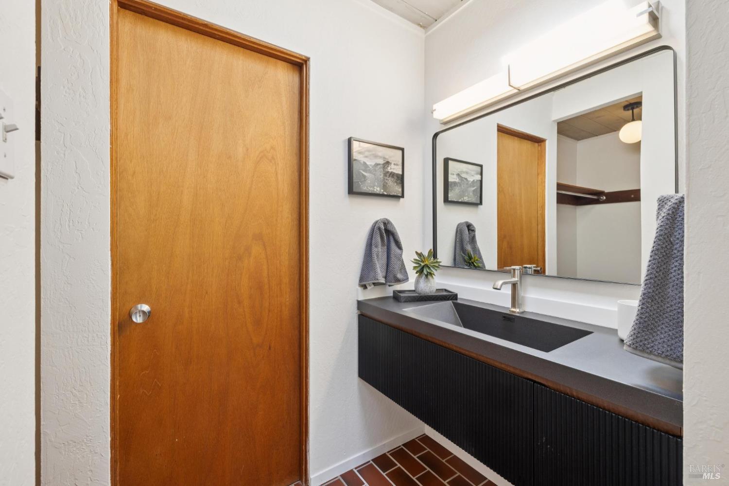 Detail Gallery Image 38 of 58 For 1200 Idylberry Rd, San Rafael,  CA 94903 - 4 Beds | 2 Baths