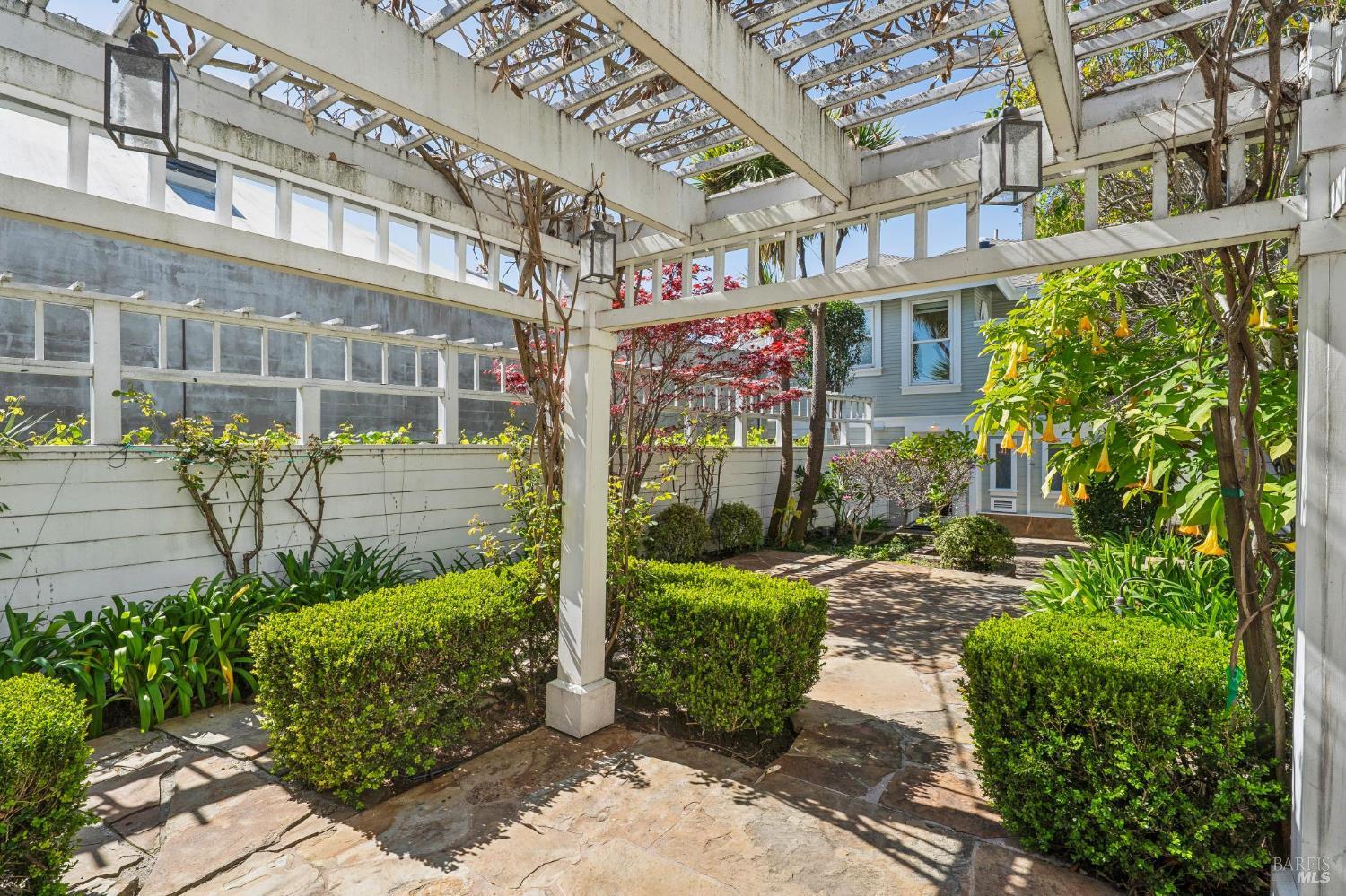 Detail Gallery Image 50 of 80 For 102 F St, San Rafael,  CA 94901 - – Beds | – Baths