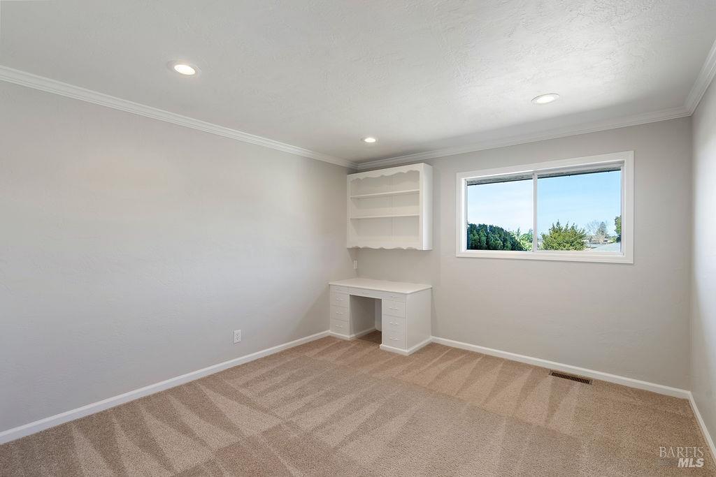 Detail Gallery Image 42 of 62 For 401 Valle Vista Ave, Vallejo,  CA 94590 - 4 Beds | 3 Baths