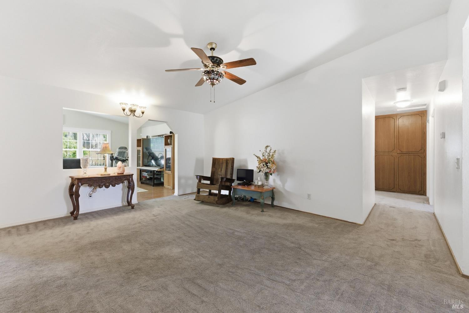 Detail Gallery Image 9 of 43 For 532 Gregory Dr, Vacaville,  CA 95687 - 4 Beds | 2 Baths