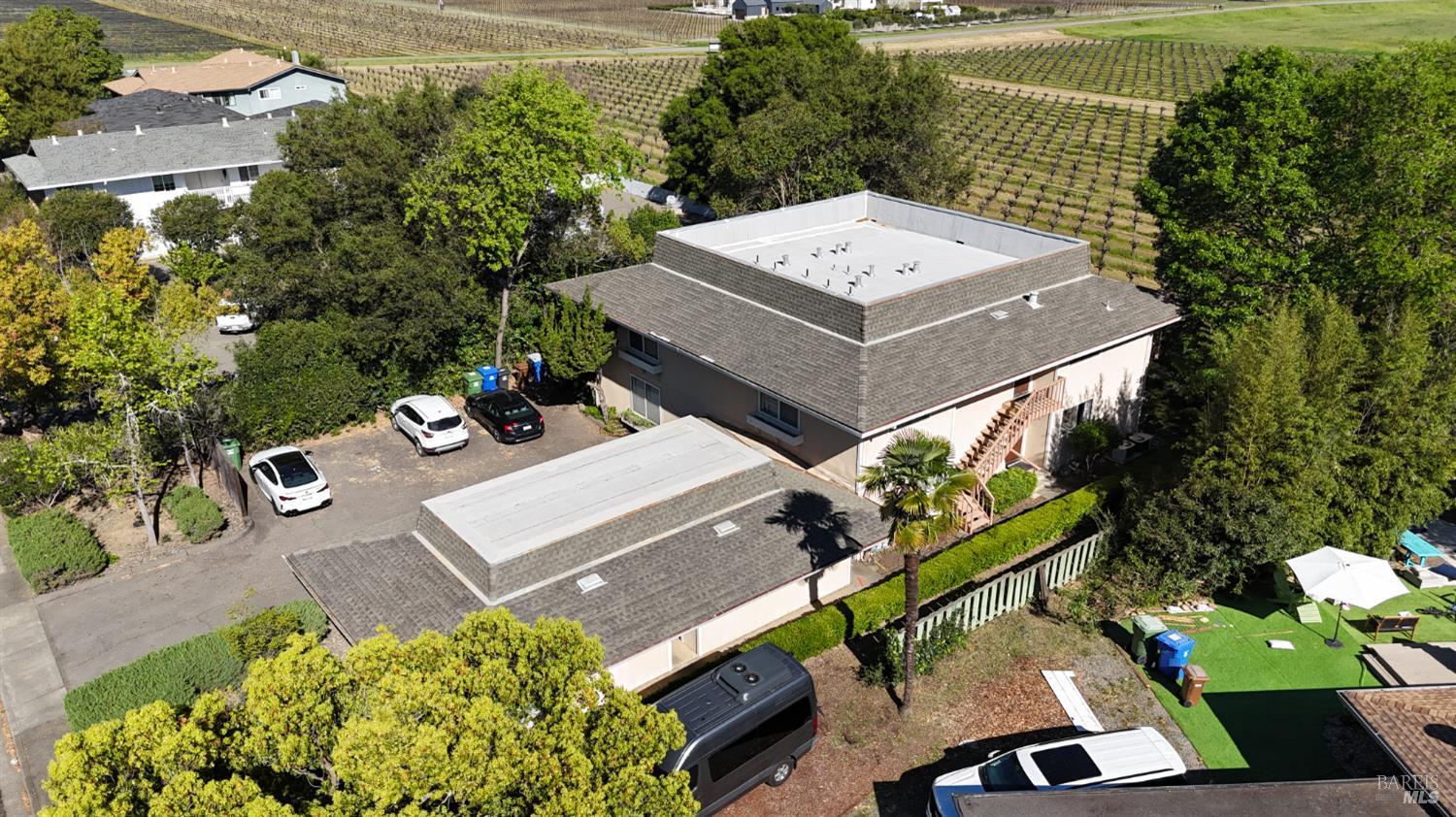 Detail Gallery Image 2 of 26 For 1328 Monte Vista Ave, Saint Helena,  CA 94574 - – Beds | – Baths