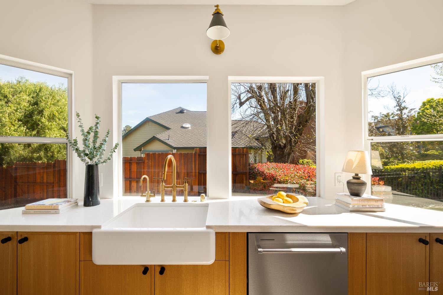 Detail Gallery Image 26 of 97 For 267 Alta Mira Dr, Vacaville,  CA 95688 - 4 Beds | 3 Baths