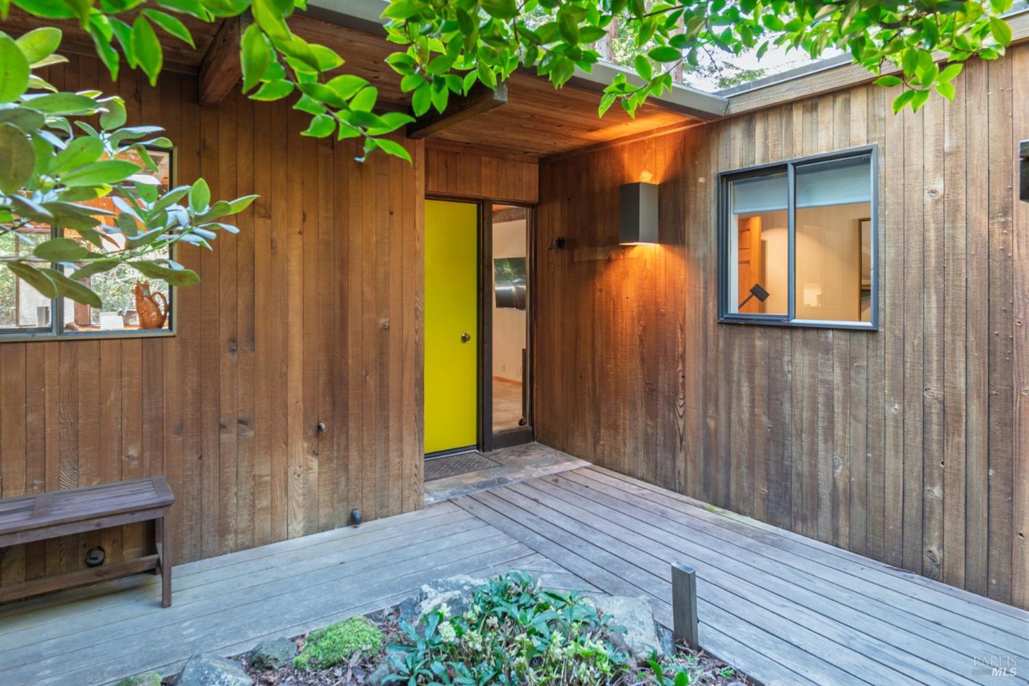 Detail Gallery Image 4 of 36 For 38320 Ocean Ridge Dr, Gualala,  CA 95445 - 2 Beds | 2 Baths