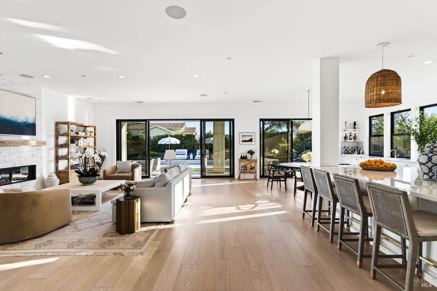 Detail Gallery Image 8 of 86 For 16 Upland Rd, Saint Helena,  CA 94574 - 4 Beds | 4/2 Baths