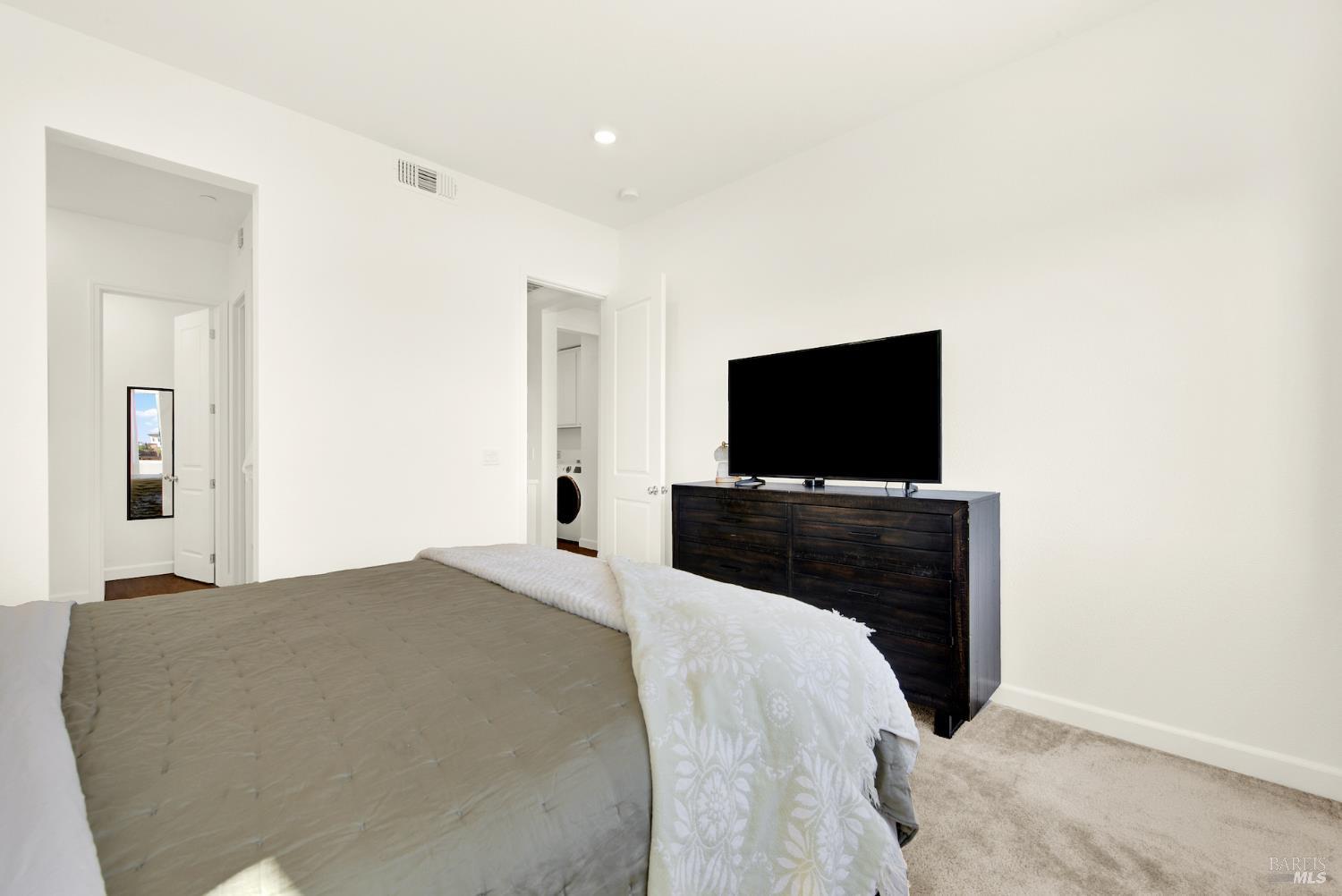 Detail Gallery Image 14 of 52 For 2456 Shore Vista Unkn, Fairfield,  CA 94533 - 3 Beds | 2 Baths