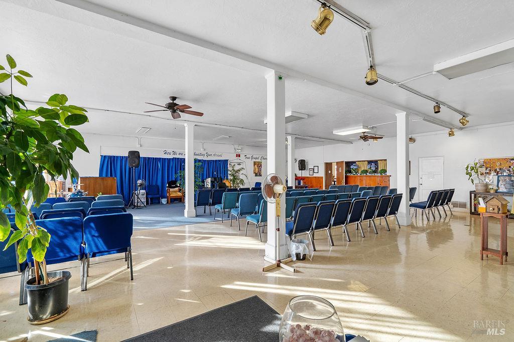 Detail Gallery Image 15 of 48 For 205 Pacific Ave #213,  Rodeo,  CA 94572 - 3 Beds | 5 Baths