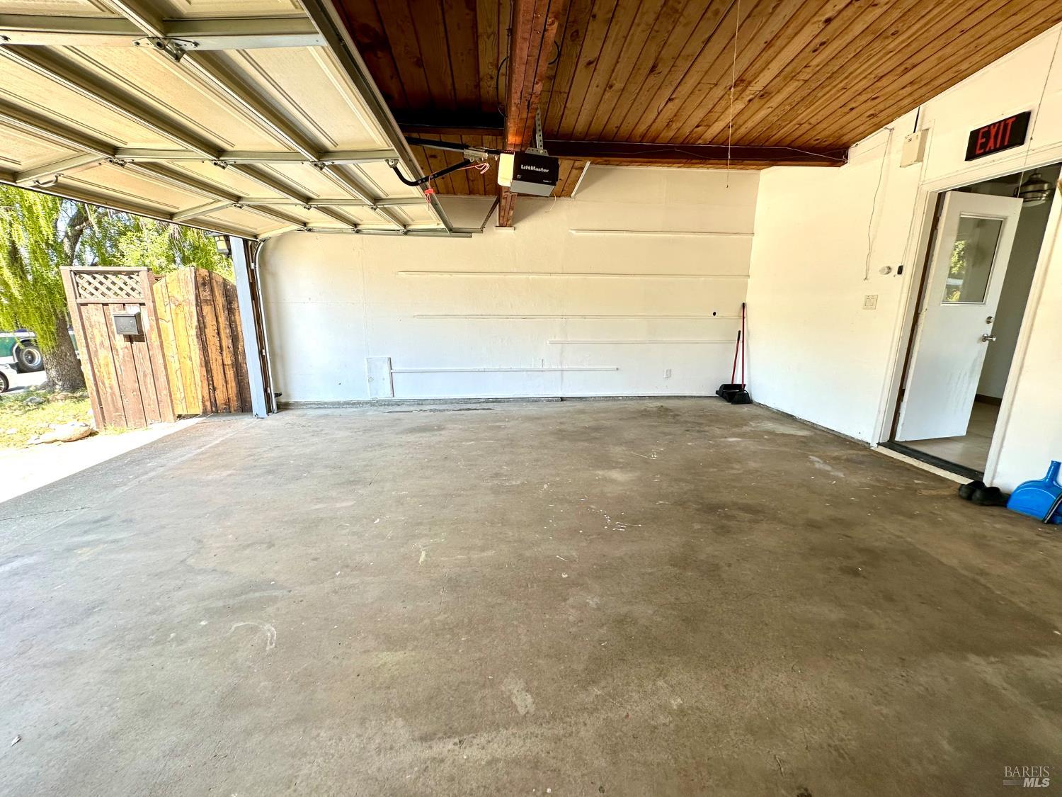 Detail Gallery Image 35 of 54 For 1111 Marionola Way, Pinole,  CA 94564 - 3 Beds | 1/1 Baths