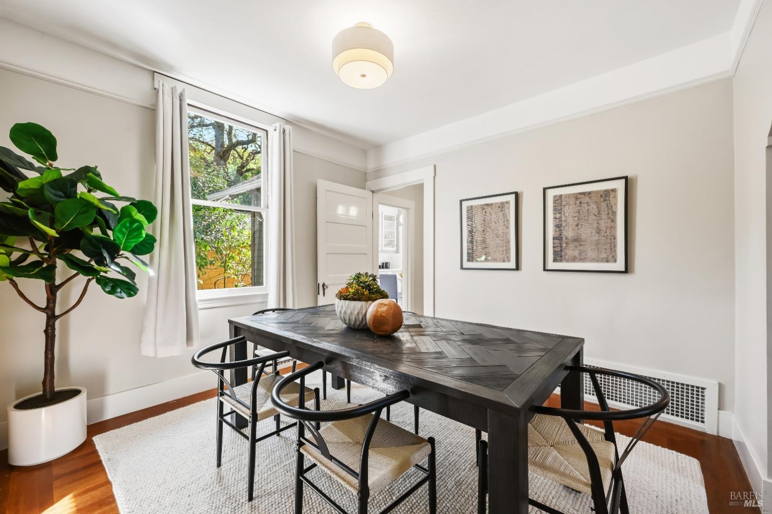 Detail Gallery Image 10 of 49 For 120 Redwood Rd, San Anselmo,  CA 94960 - 3 Beds | 2 Baths