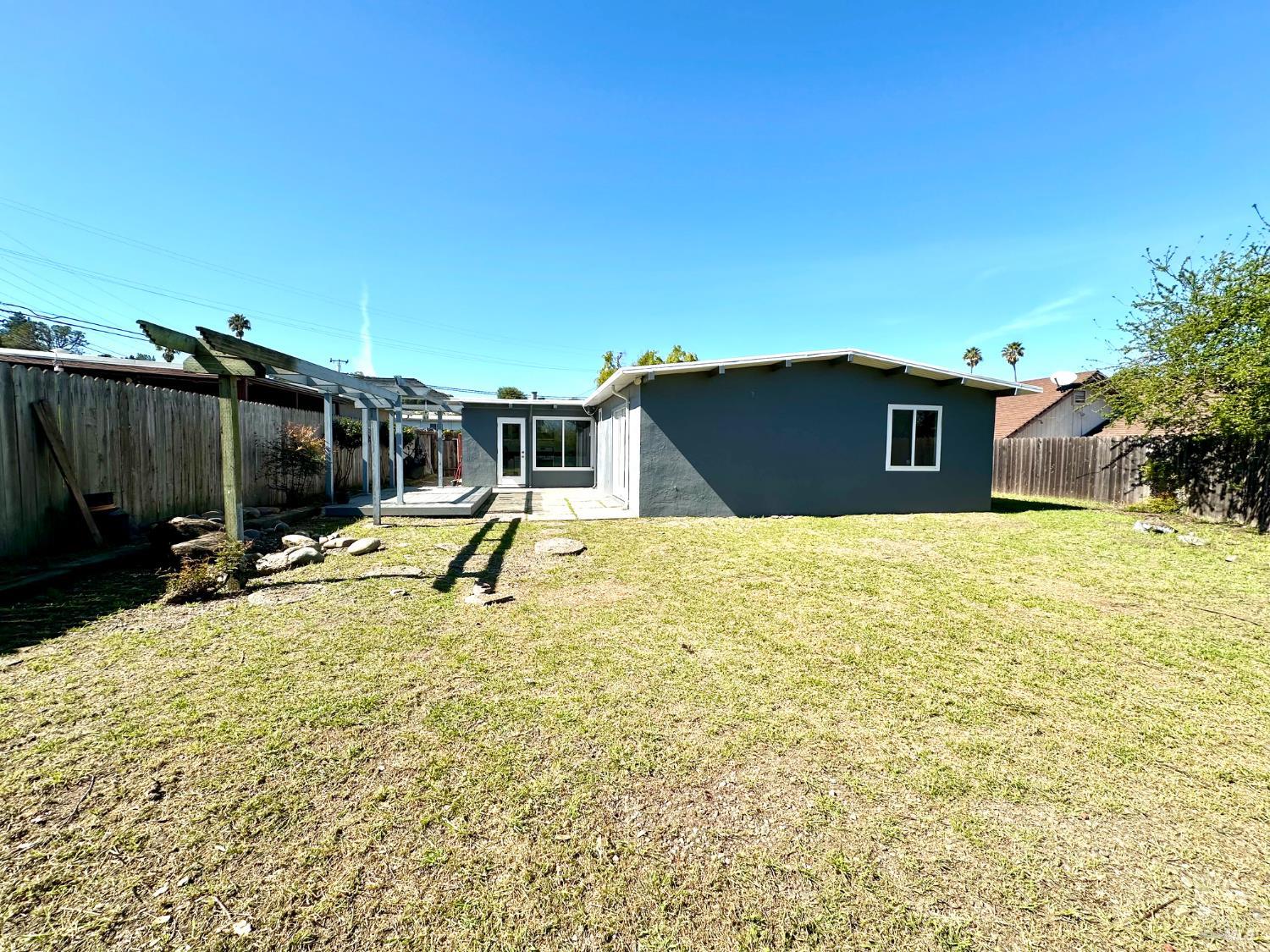 Detail Gallery Image 51 of 54 For 1111 Marionola Way, Pinole,  CA 94564 - 3 Beds | 1/1 Baths