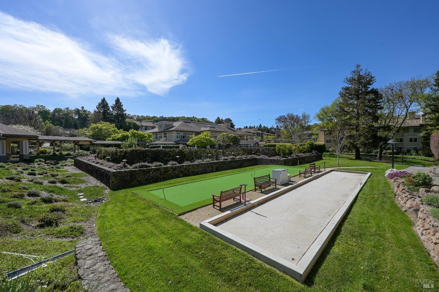 Detail Gallery Image 11 of 15 For 100 Deer Valley Rd 3h,  San Rafael,  CA 94903 - 1 Beds | 1 Baths