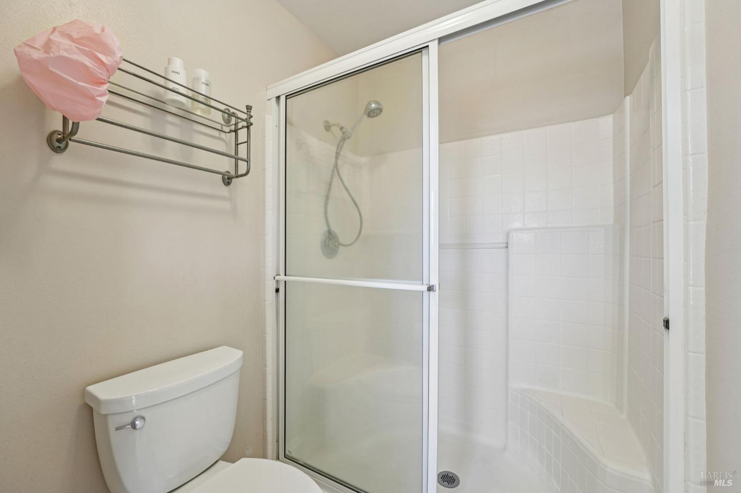 Detail Gallery Image 21 of 37 For 719 Hackberry Ct, Windsor,  CA 95492 - 3 Beds | 2 Baths