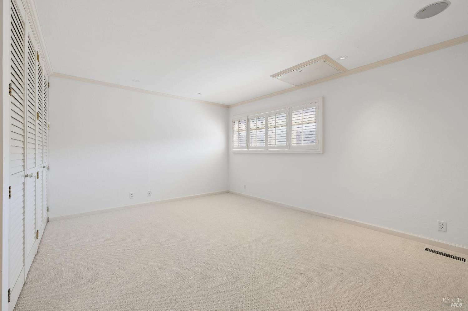 Detail Gallery Image 30 of 41 For 175 Upper via Casitas Unkn #26,  Greenbrae,  CA 94904 - 4 Beds | 2/1 Baths