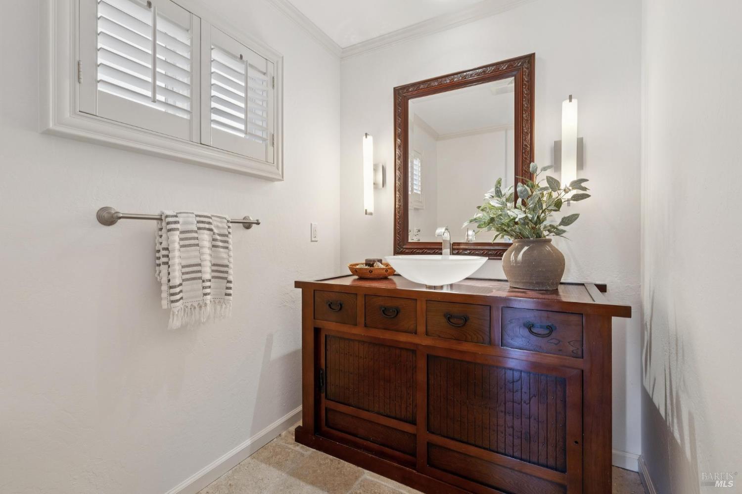 Detail Gallery Image 37 of 41 For 175 Upper via Casitas Unkn #26,  Greenbrae,  CA 94904 - 4 Beds | 2/1 Baths