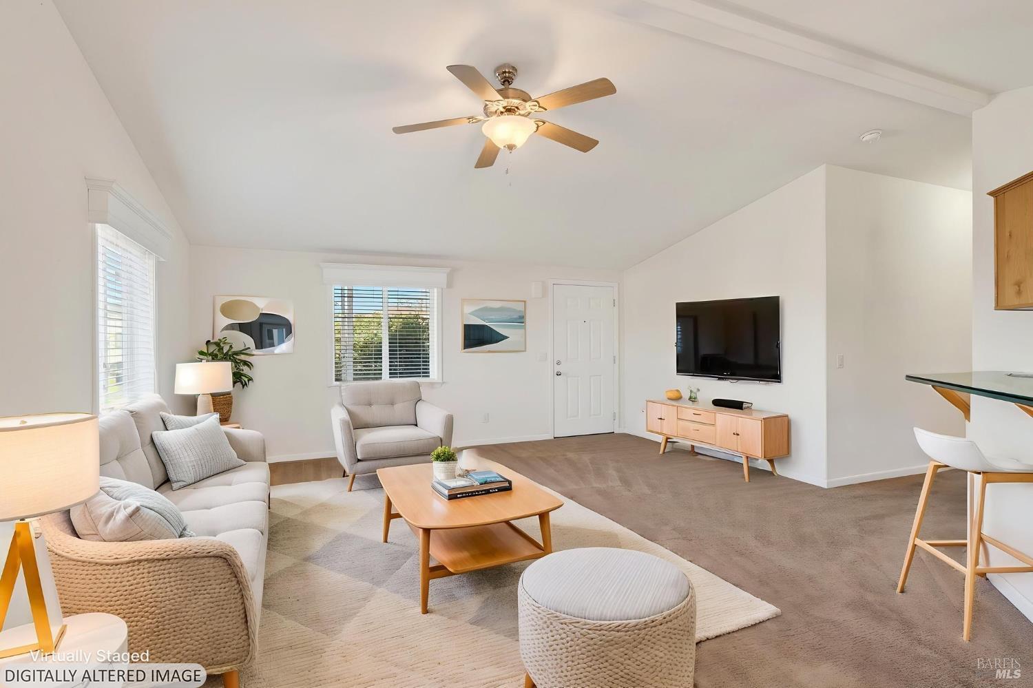 Detail Gallery Image 13 of 25 For 301 Robert Way, Napa,  CA 94558 - 2 Beds | 2 Baths