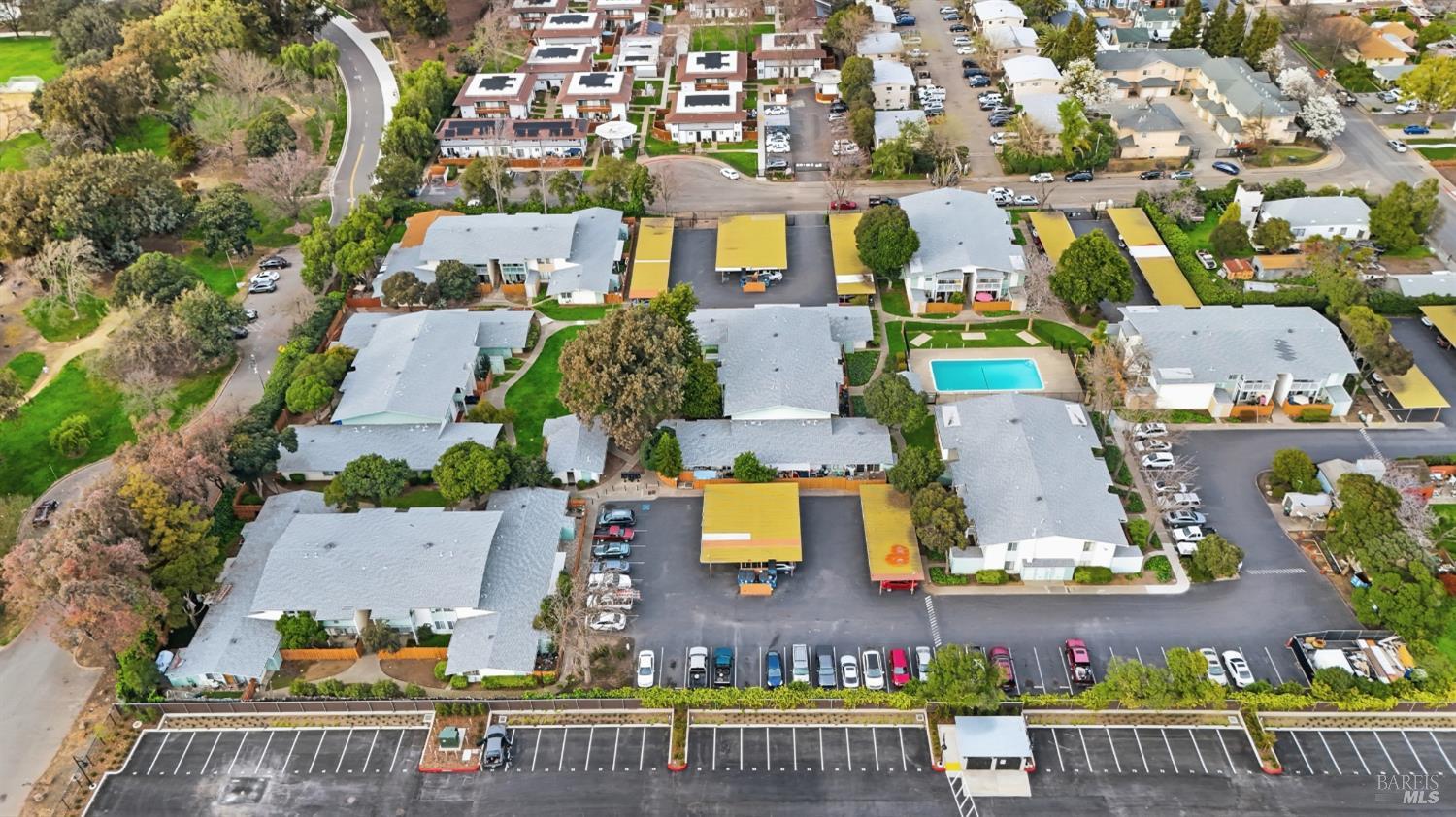 Detail Gallery Image 31 of 37 For 423 Gregory Ln #28,  Fairfield,  CA 94533 - 2 Beds | 1 Baths