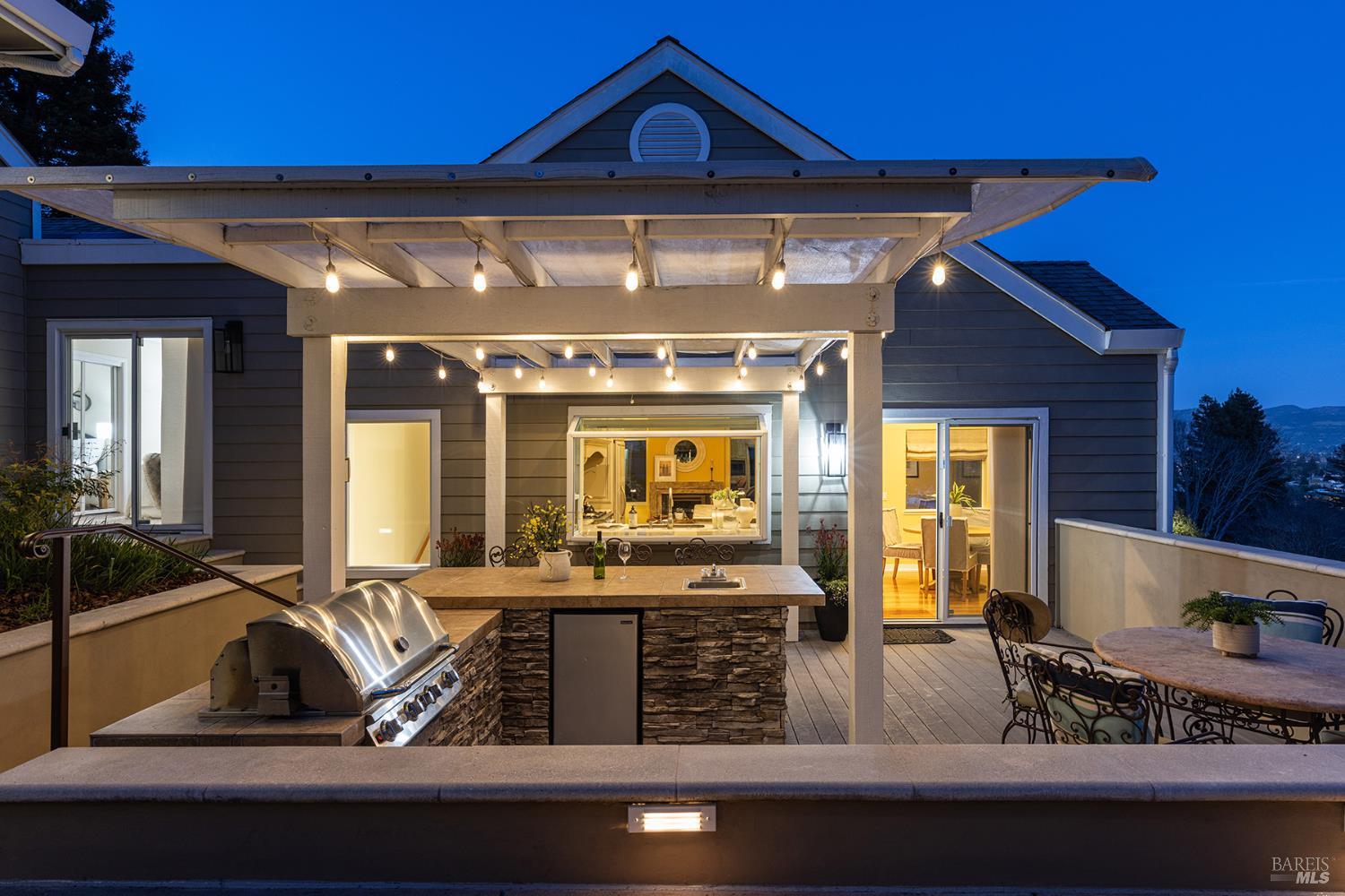 Detail Gallery Image 42 of 77 For 42 Clement Ct, Napa,  CA 94558 - 3 Beds | 2/1 Baths