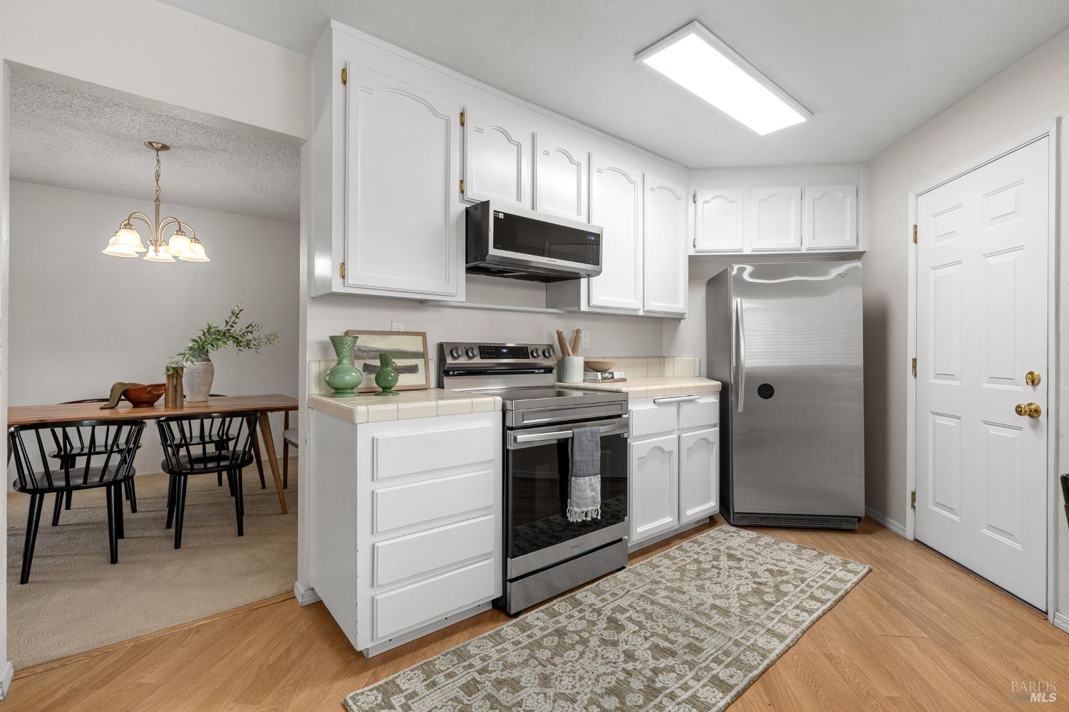 Detail Gallery Image 17 of 47 For 630 Kinglet St, Suisun City,  CA 94585 - 3 Beds | 2 Baths