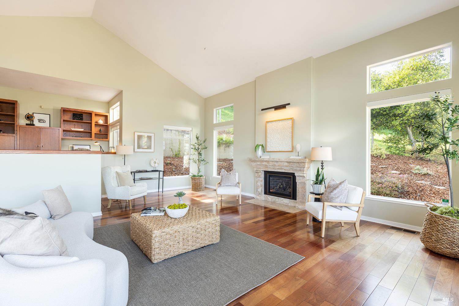 Detail Gallery Image 13 of 77 For 42 Clement Ct, Napa,  CA 94558 - 3 Beds | 2/1 Baths
