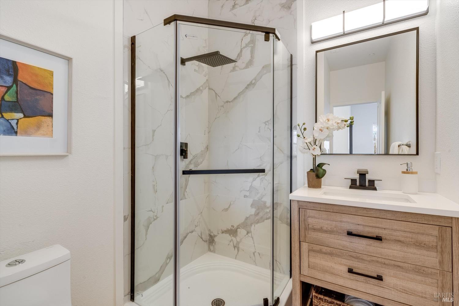 Detail Gallery Image 19 of 38 For 156 Valley Oak Dr, Napa,  CA 94558 - 3 Beds | 3 Baths