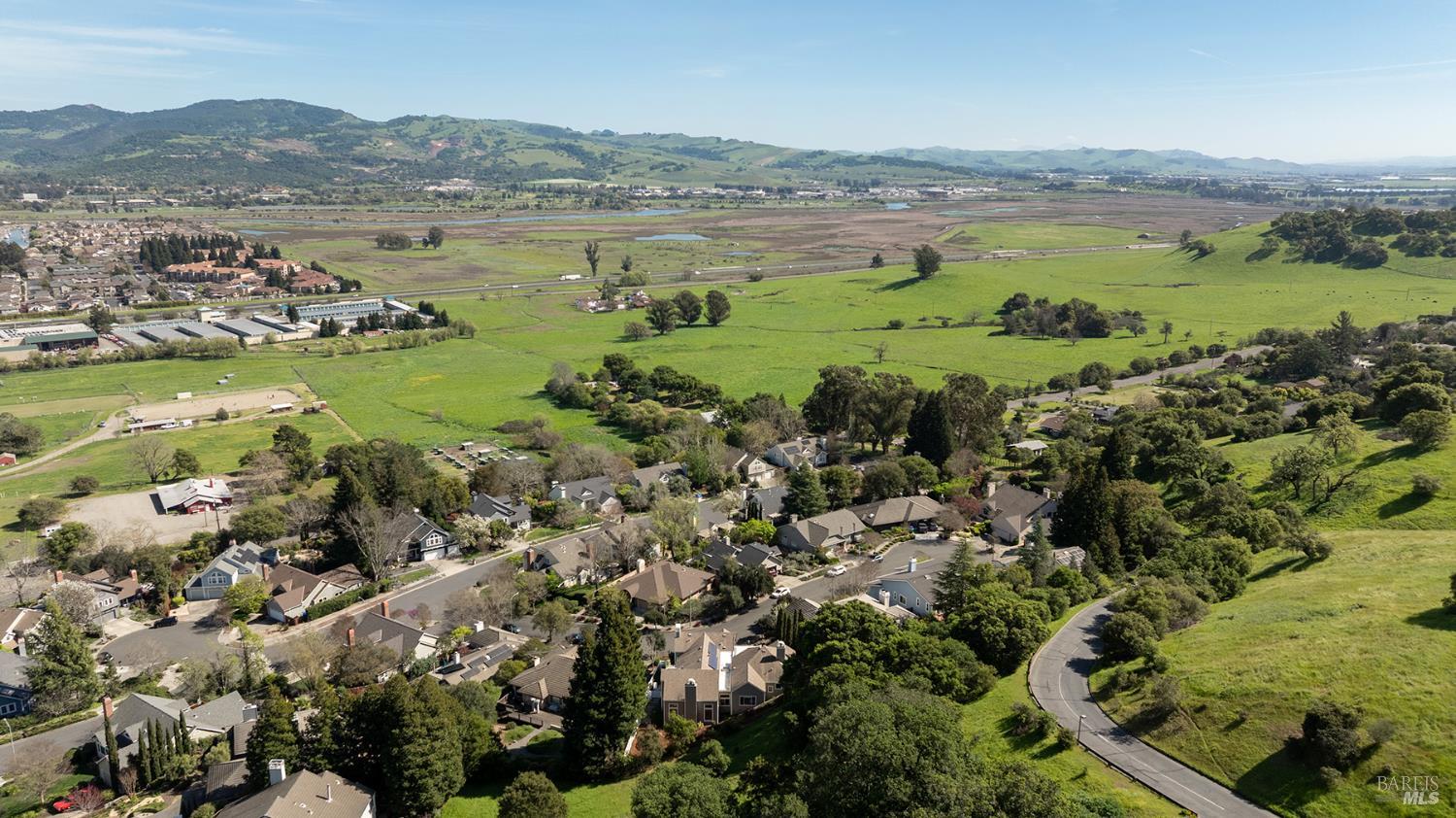 Detail Gallery Image 73 of 77 For 42 Clement Ct, Napa,  CA 94558 - 3 Beds | 2/1 Baths