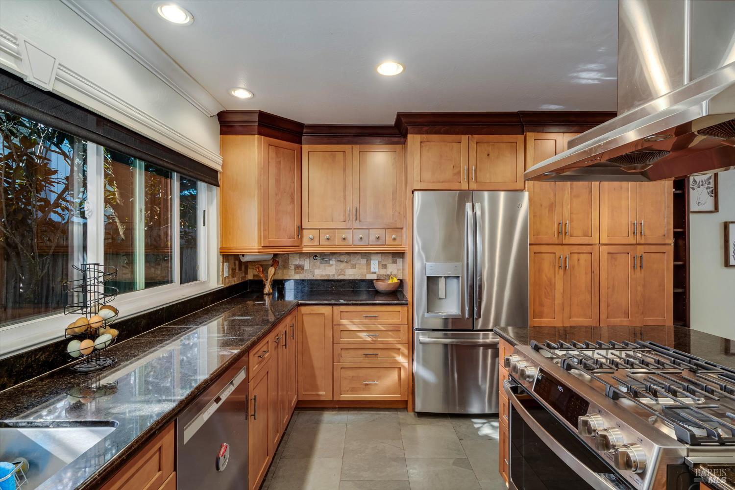 Detail Gallery Image 15 of 35 For 4423 Dove Ct, Napa,  CA 94558 - 3 Beds | 2 Baths