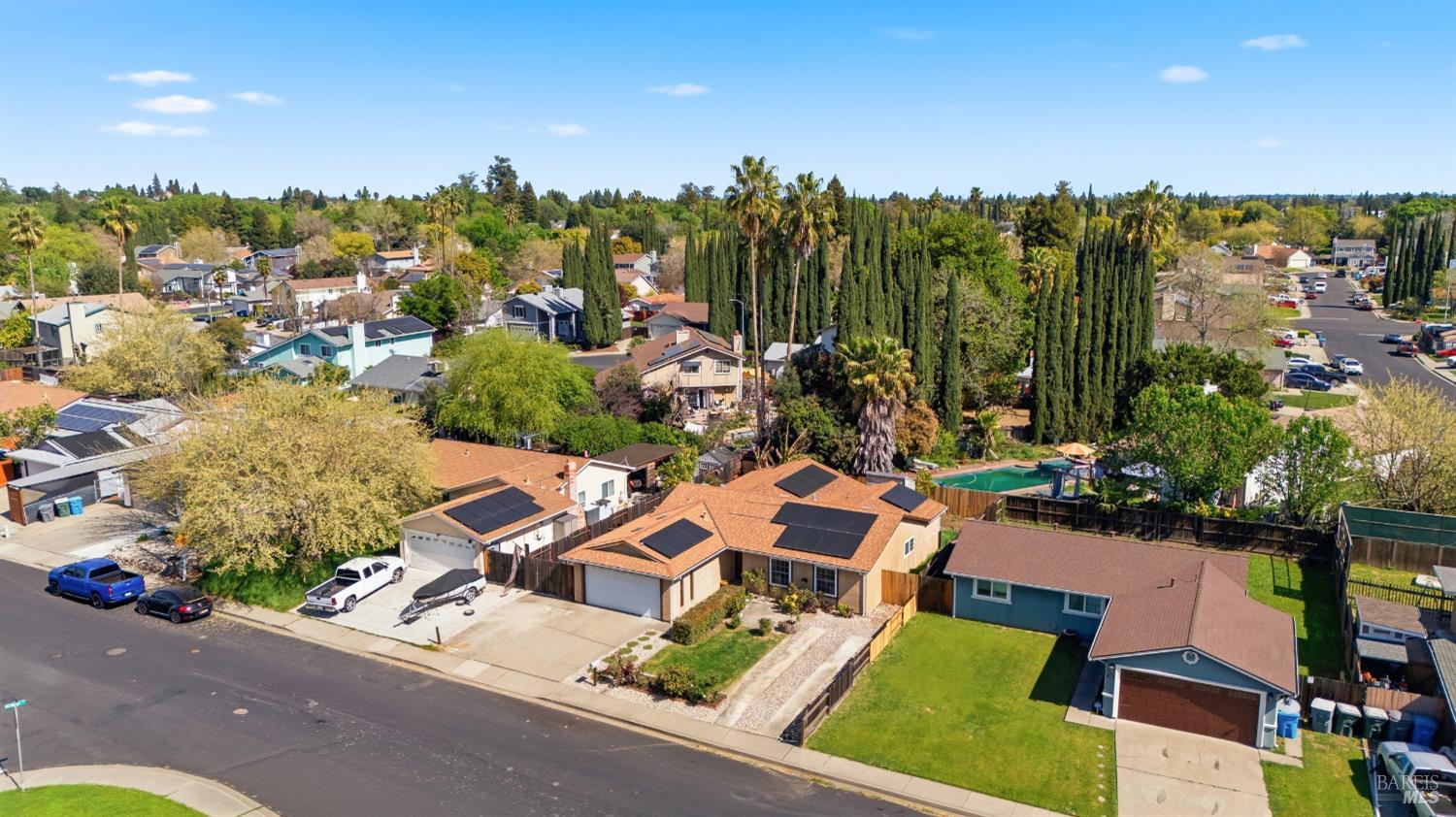 Detail Gallery Image 34 of 43 For 532 Gregory Dr, Vacaville,  CA 95687 - 4 Beds | 2 Baths