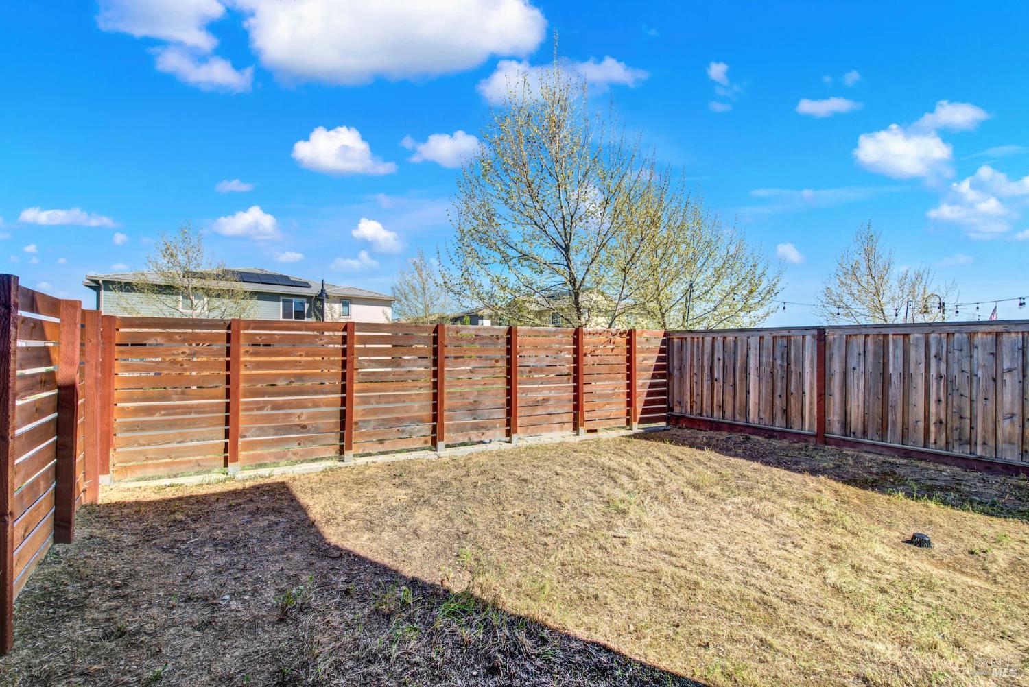 Detail Gallery Image 51 of 61 For 2432 Artisan Way, Fairfield,  CA 94533 - 4 Beds | 2/1 Baths