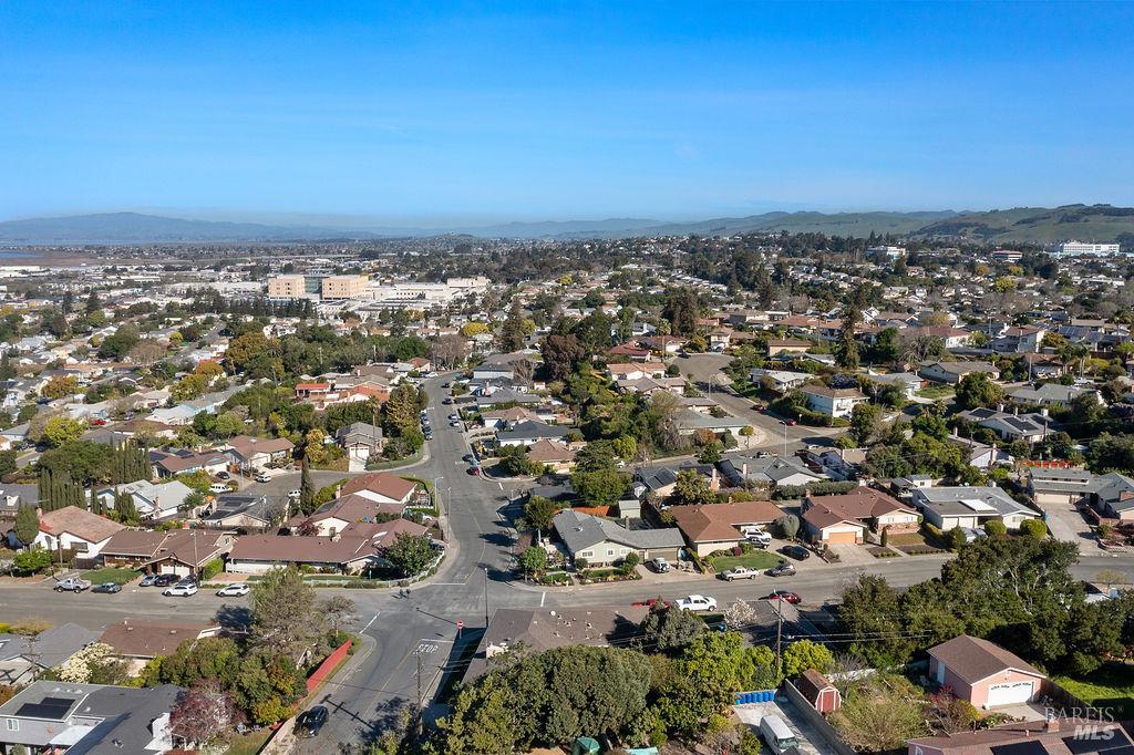 Detail Gallery Image 60 of 62 For 401 Valle Vista Ave, Vallejo,  CA 94590 - 4 Beds | 3 Baths