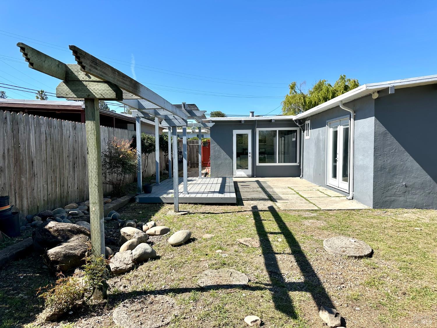 Detail Gallery Image 47 of 54 For 1111 Marionola Way, Pinole,  CA 94564 - 3 Beds | 1/1 Baths