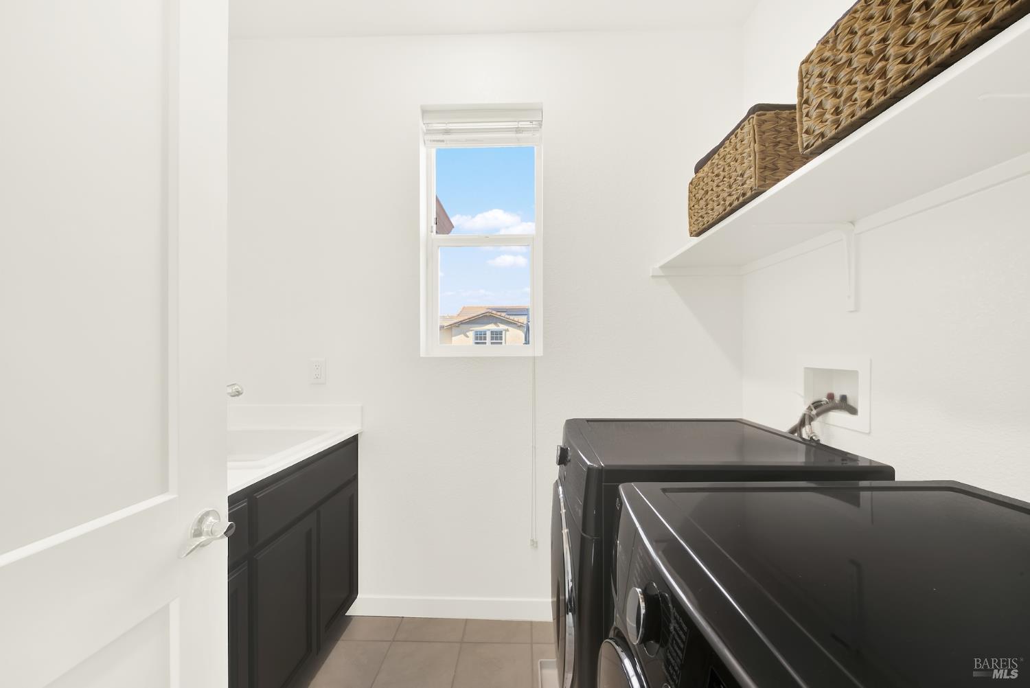 Detail Gallery Image 47 of 61 For 2432 Artisan Way, Fairfield,  CA 94533 - 4 Beds | 2/1 Baths