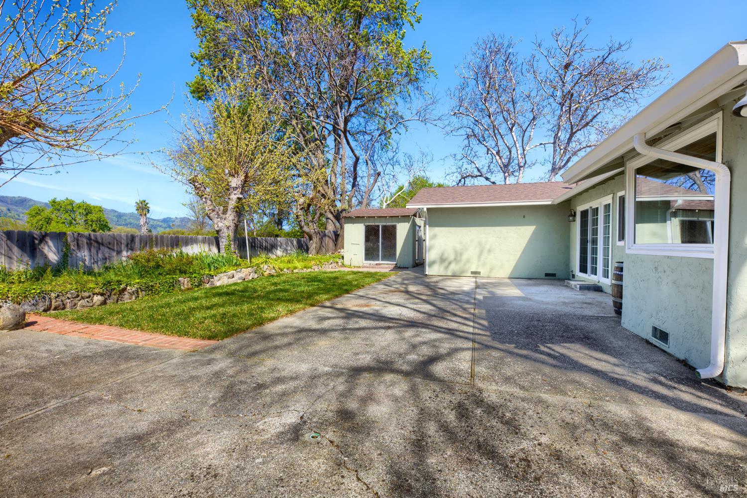 Detail Gallery Image 32 of 42 For 700 Granada Ln, Vacaville,  CA 95688 - 4 Beds | 2 Baths