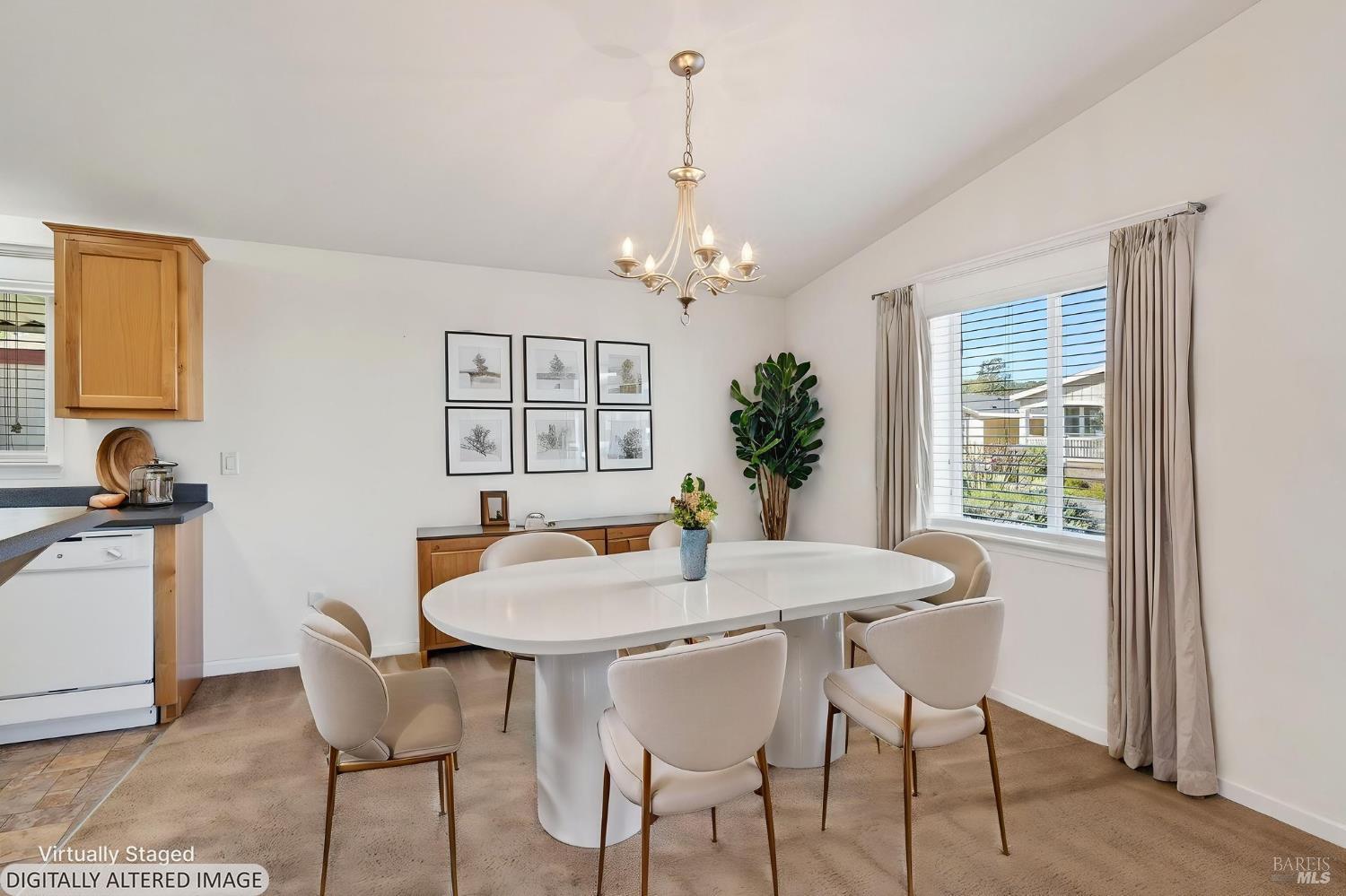 Detail Gallery Image 11 of 25 For 301 Robert Way, Napa,  CA 94558 - 2 Beds | 2 Baths