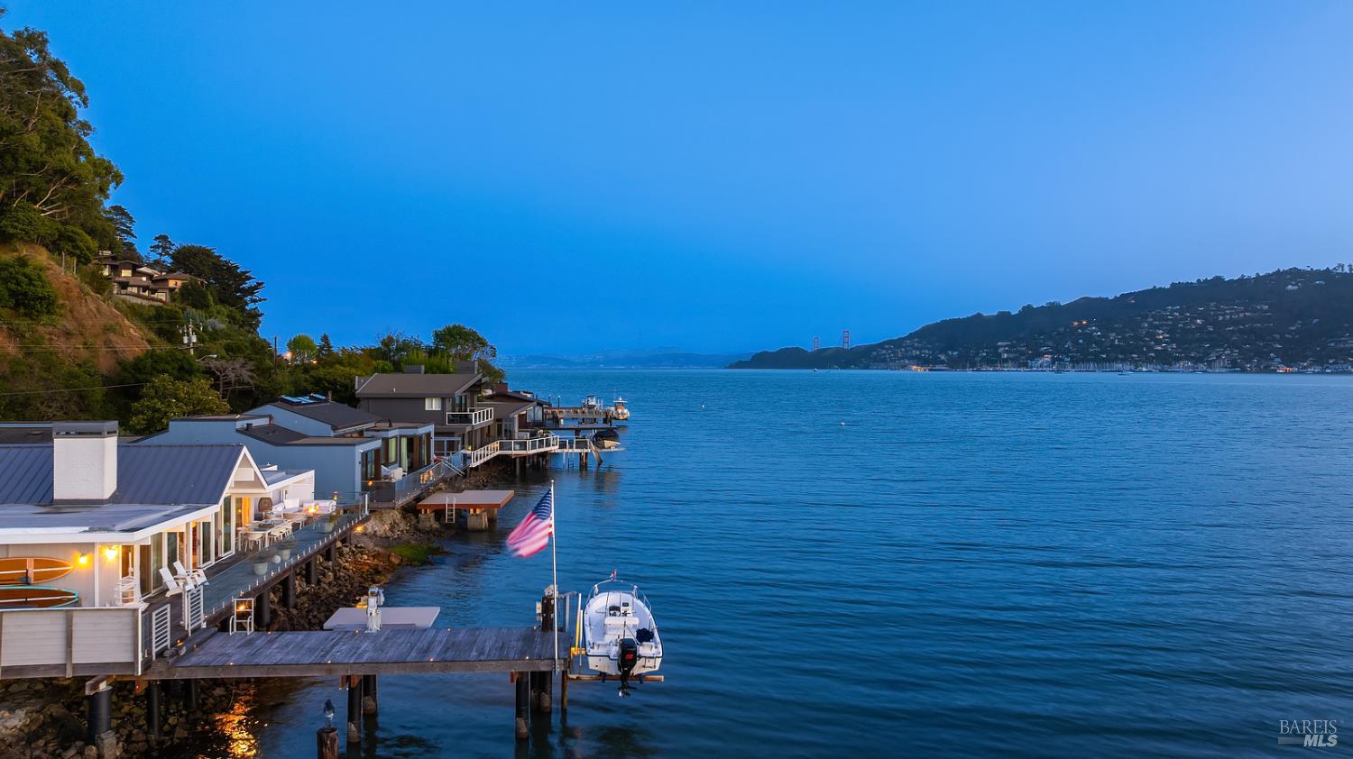 Detail Gallery Image 57 of 66 For 27 West Shore Rd, Belvedere,  CA 94920 - 4 Beds | 2/1 Baths