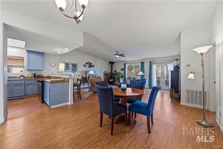 Detail Gallery Image 8 of 38 For 9290 Pawnee Trl, Kelseyville,  CA 95451 - 2 Beds | 2 Baths