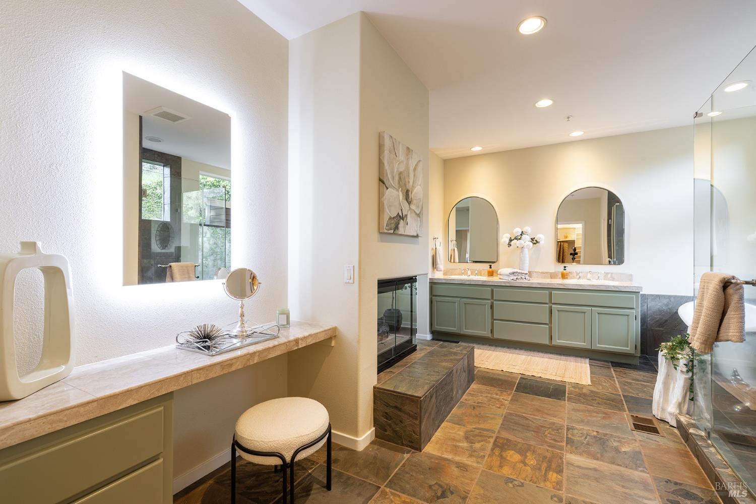 Detail Gallery Image 57 of 77 For 42 Clement Ct, Napa,  CA 94558 - 3 Beds | 2/1 Baths